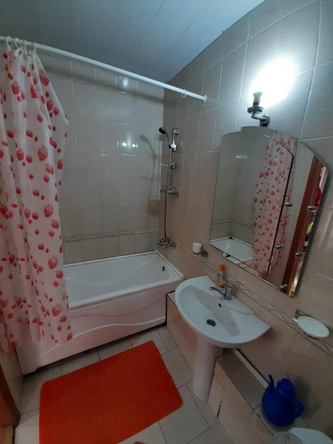 Flat at the seafront Apartment Aktau  Ngoại thất bức ảnh